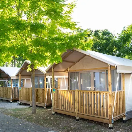 Hu In Town Village de vacances Rome