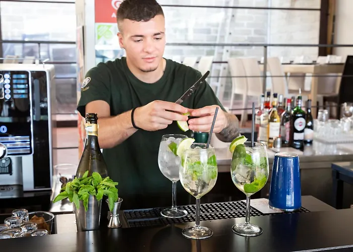 Village de vacances Hu In Town 2*